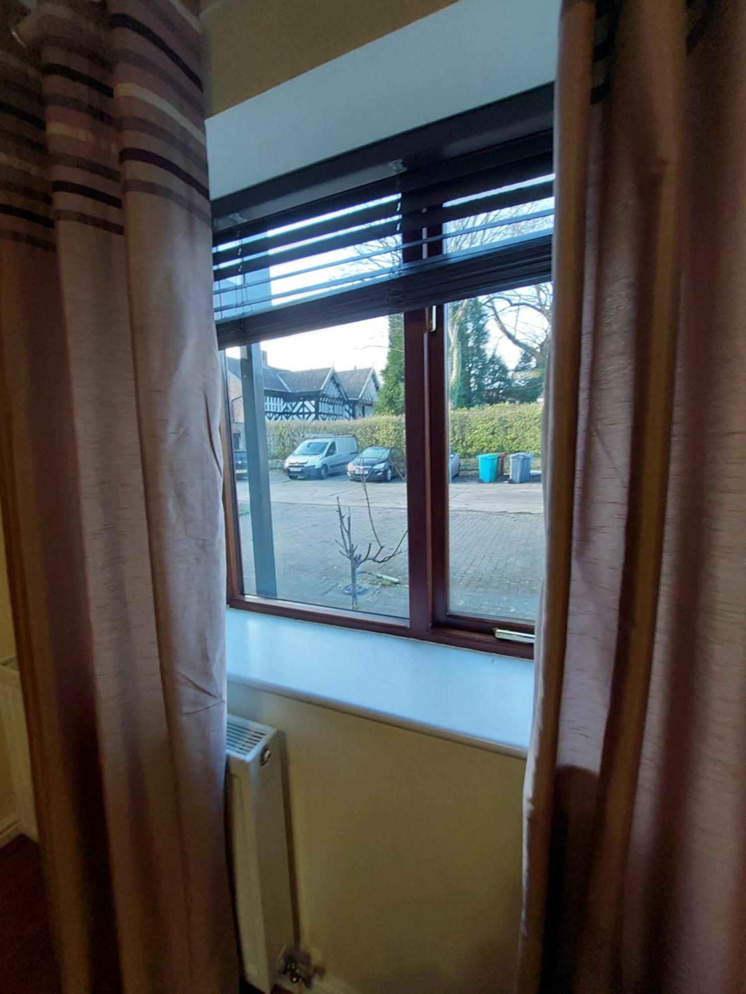 Dobcross Close Leilighet Manchester Eksteriør bilde