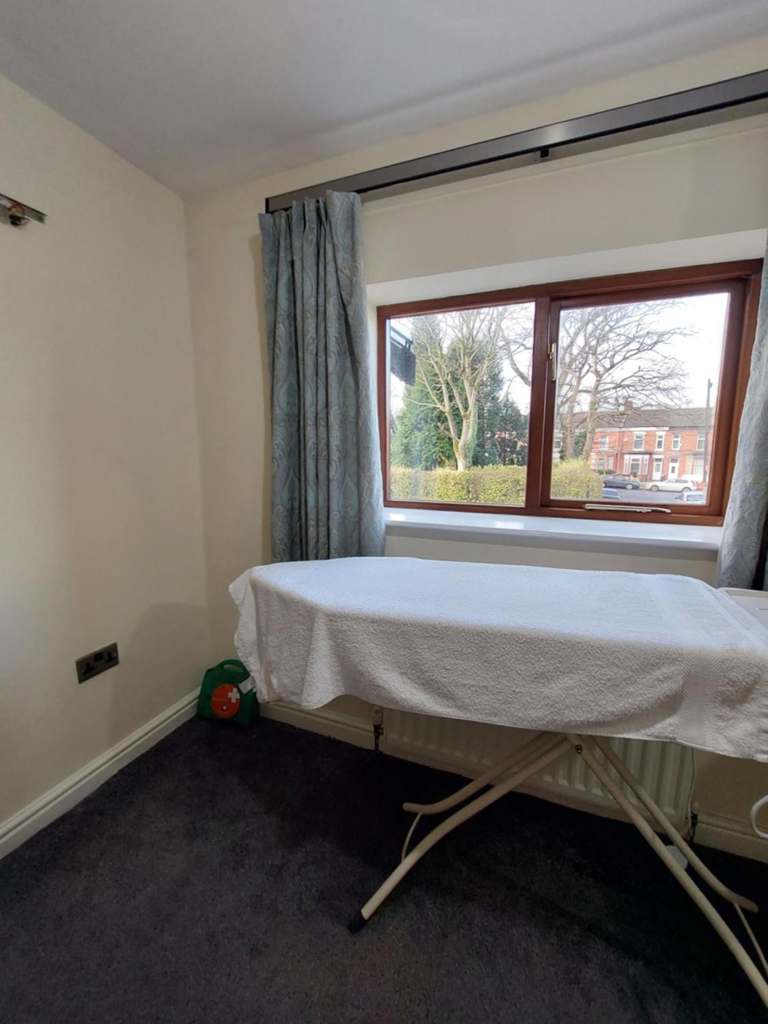 Dobcross Close Leilighet Manchester Eksteriør bilde